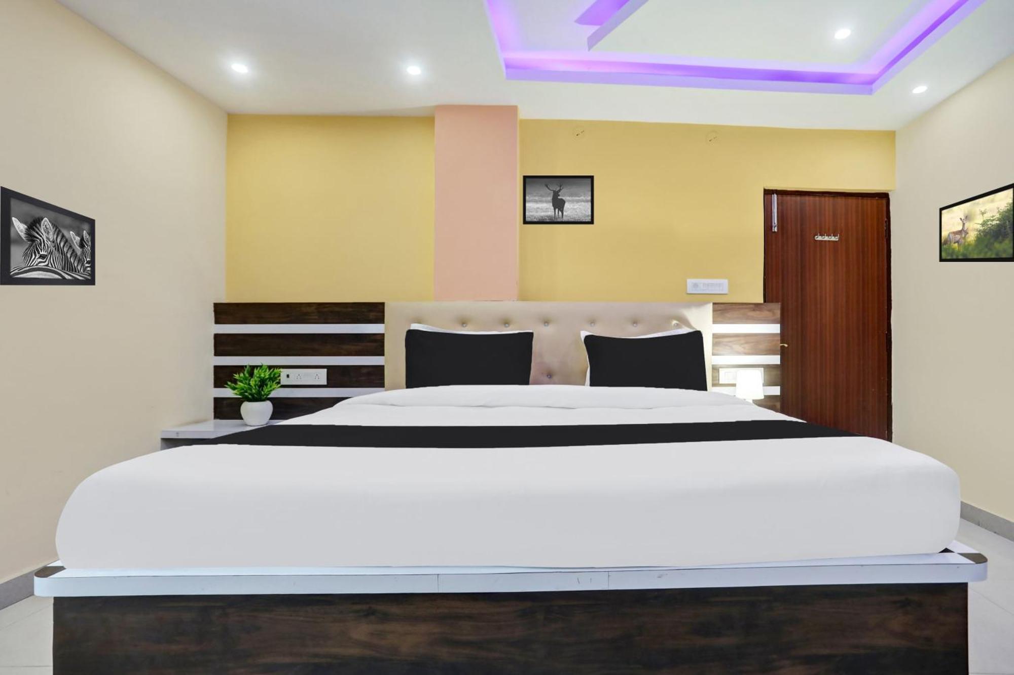 Hotel Super Collection O Danapur Near Railway Station Patna  Exterior foto